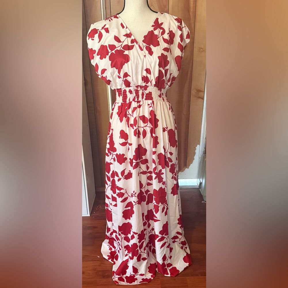 SHEIN Red and White Floral Maxi Dress